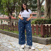 Original Jeans - Medium Wash with Daisies